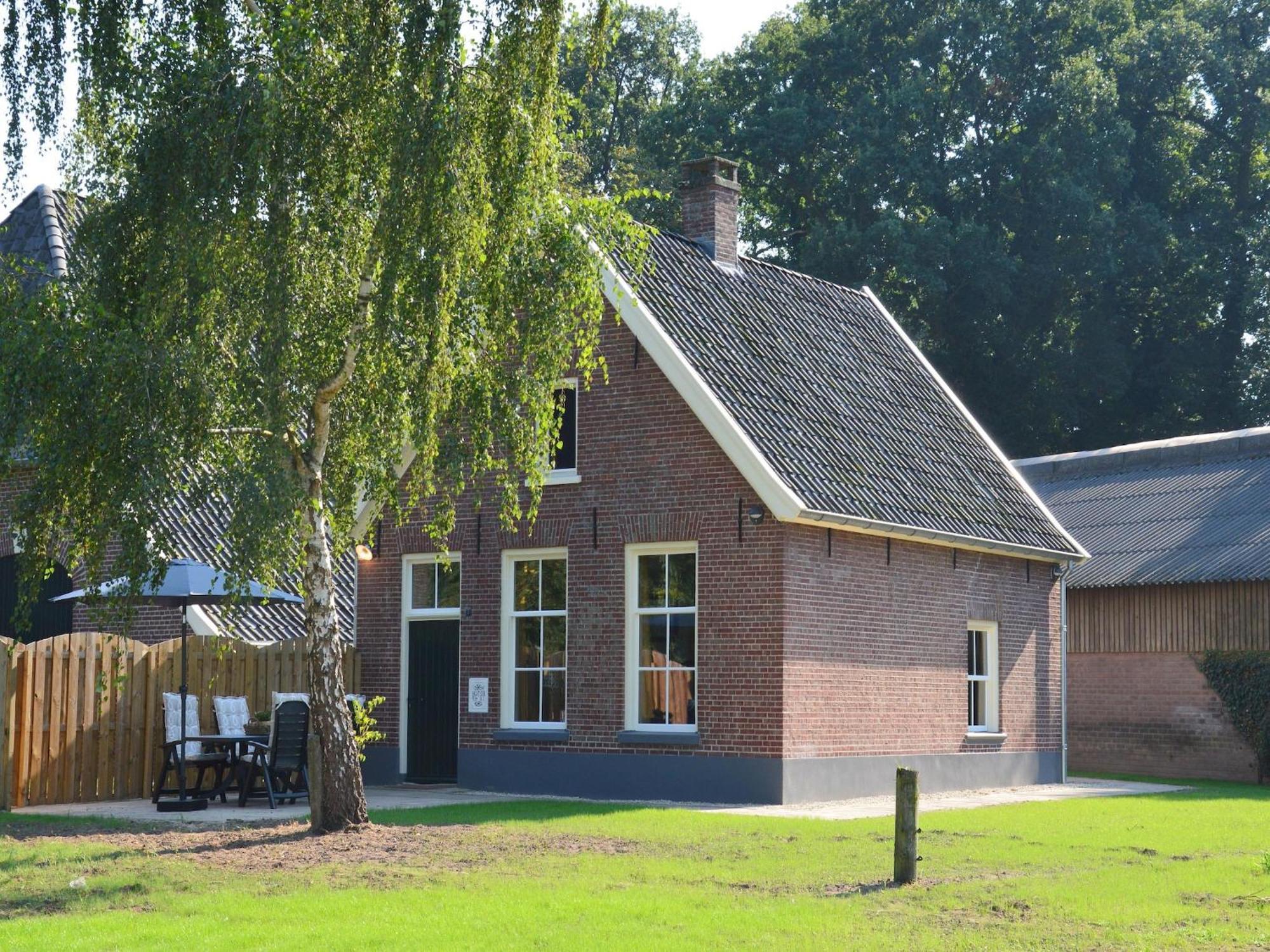 Authentic Holiday Home With View Geesteren  外观 照片